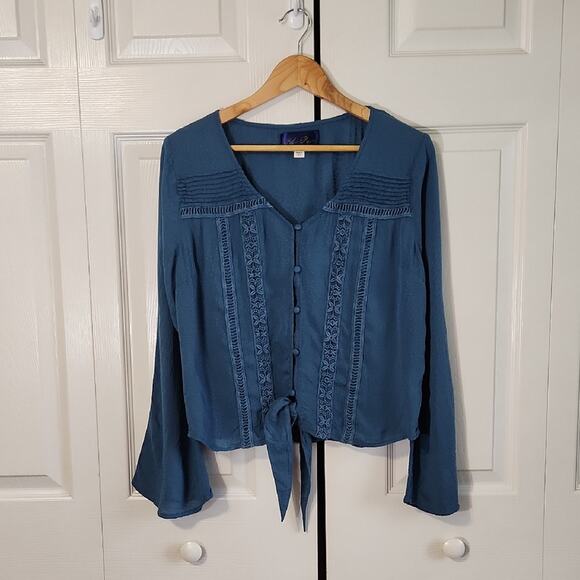 Blue Rain Womens Button Front Top Size Med Embroidered Bell Sleeves Boho Y2K - Picture 1 of 11